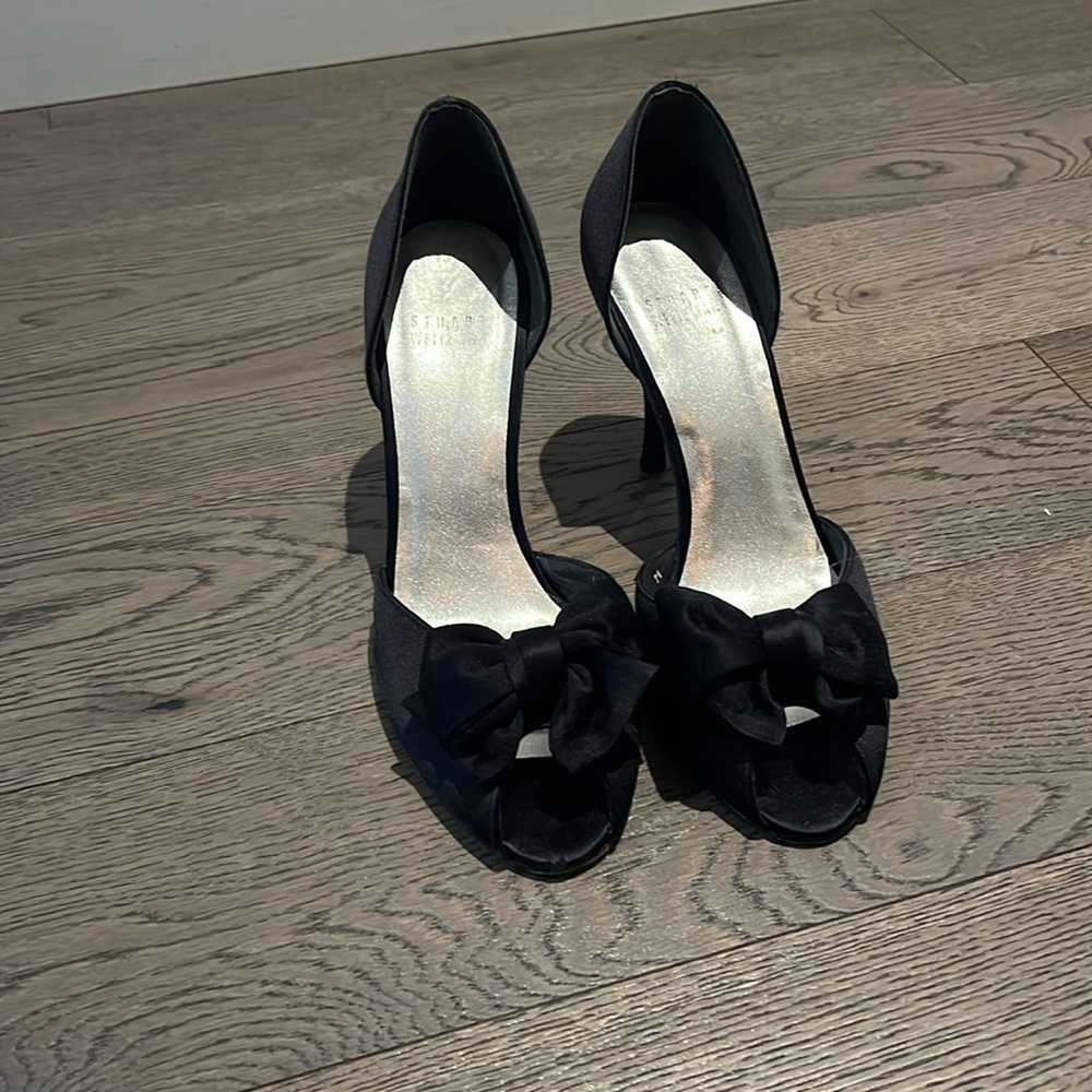 Stuart Weizmann satin d’orsay bow heels